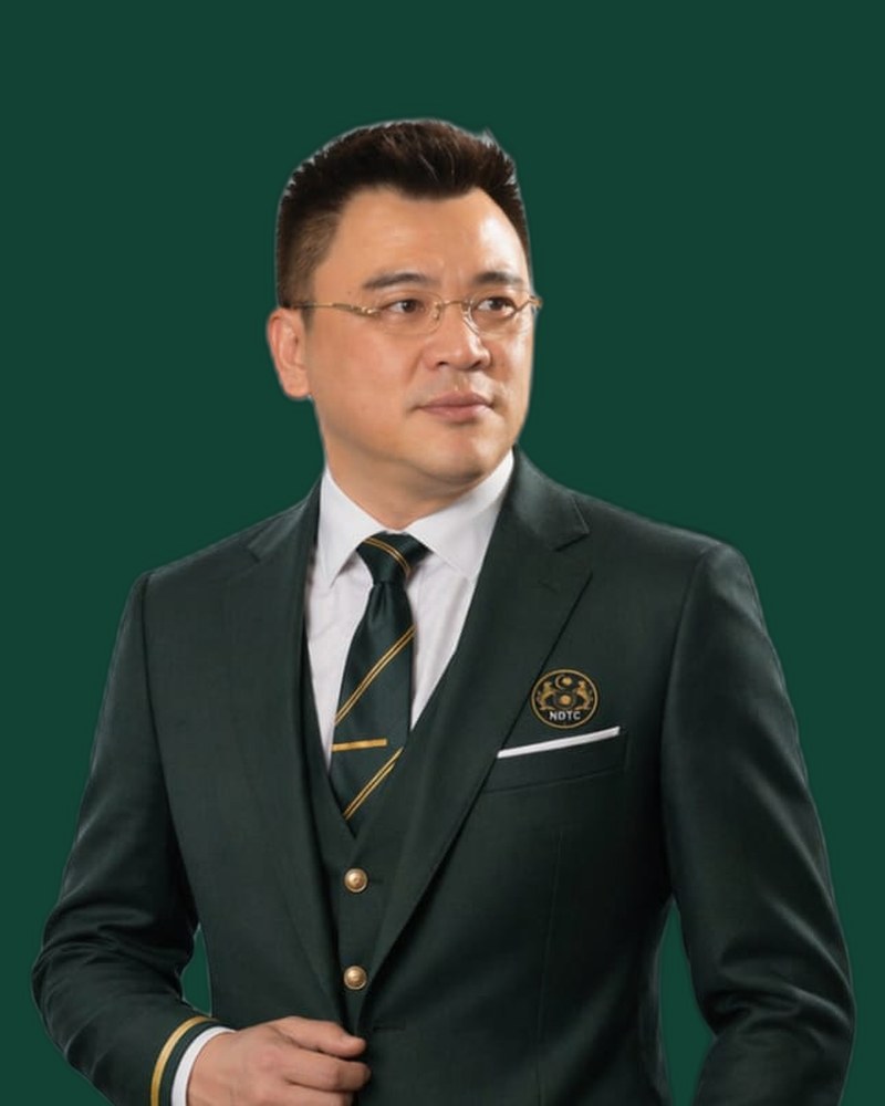 Dr. Randy Lee